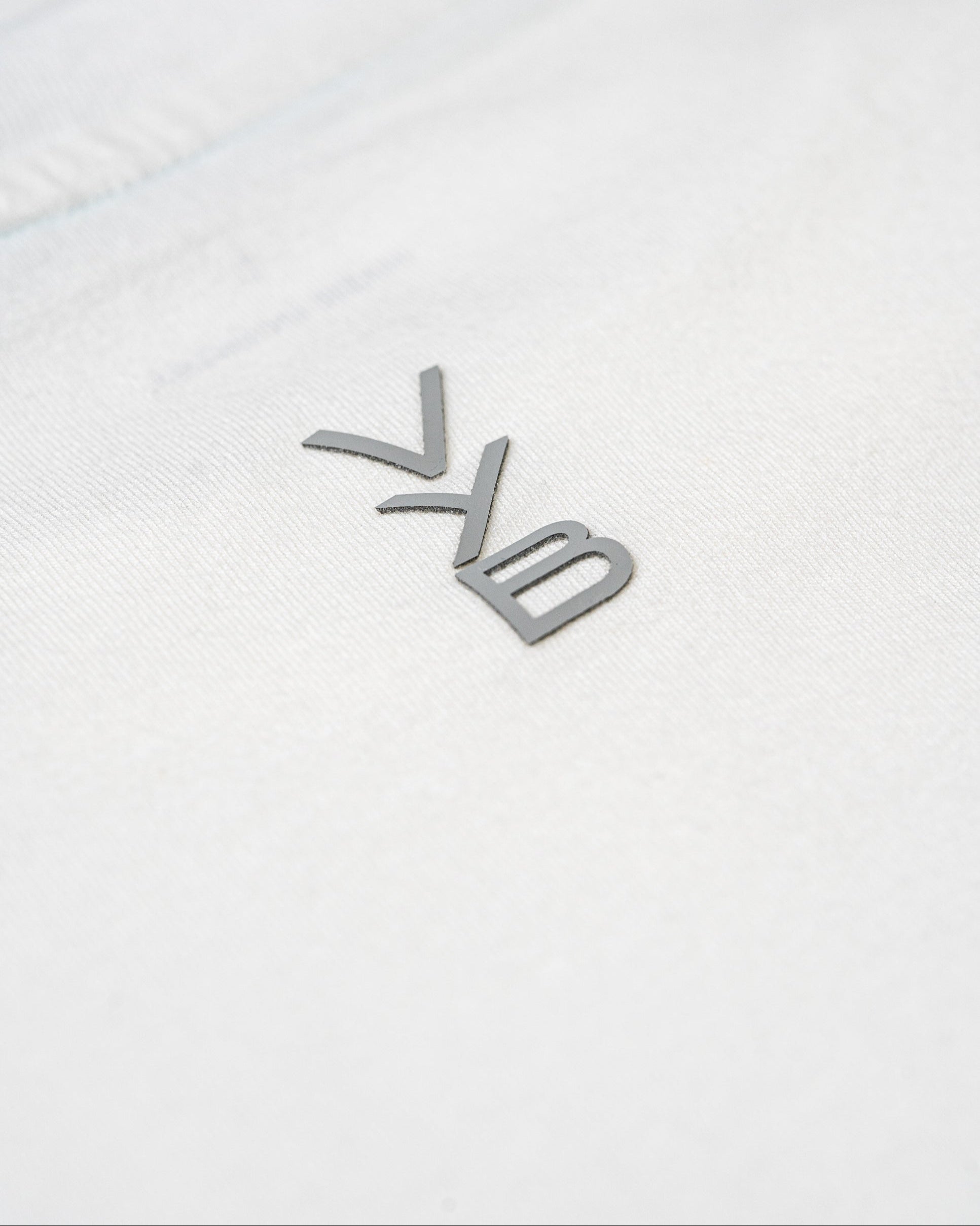 White #color_White