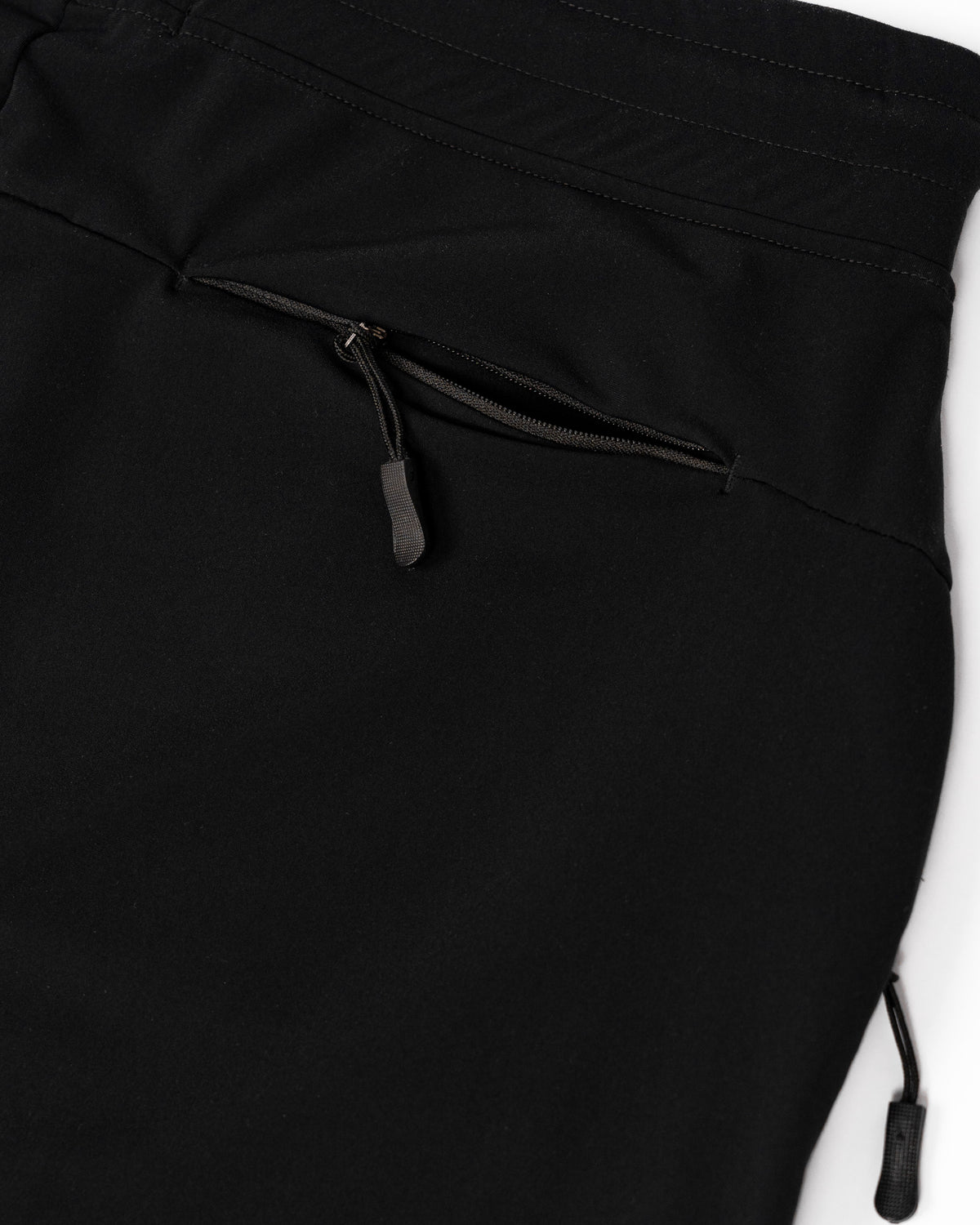 black #color_black